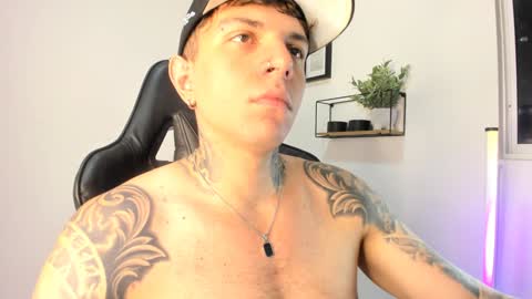 jacobb116 online show from 02-06-25, 02:22