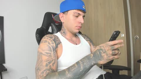 jacobb116 online show from 09-29-25, 12:05