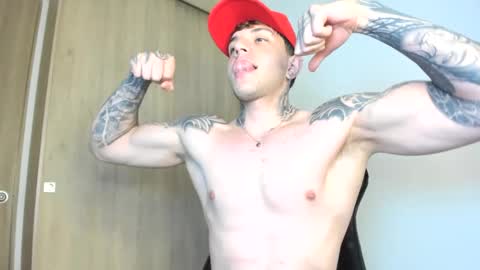 jacobb116 online show from 10-02-25, 12:06