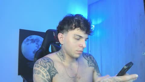 jacobb116 online show from 11-06-25, 01:17