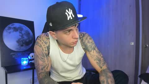 jacobb116 online show from 11-20-25, 01:17