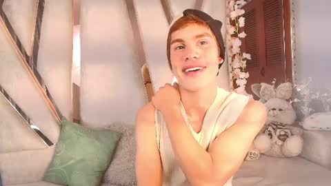 Snapshot of jacobelord chatting on 06-12-26, 02:27 jacobelord online show from 06-12-26, 02:27