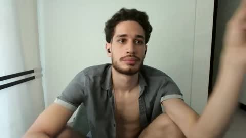 JACOB  ROBIN online show from 09-26-25, 04:00