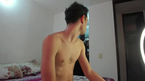 Snapshot of jacobmurphy2103 chatting on 05-10-26, 12:21 JACOB ROBIN online show from 05-10-26, 12:21