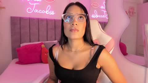 Snapshot of jacobss_gh chatting on 09-29-25, 08:57 JACOBSS online show from 09-29-25, 08:57