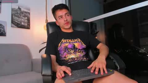 Snapshot of jacobstones_ chatting on 02-27-25, 02:21 JACOB STONES online show from 02-27-25, 02:21