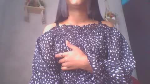 jacqueline_fernandez online show from 03-03-25, 06:37