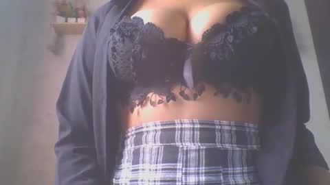 jacqueline_fernandez online show from 10-22-25, 07:08