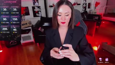 jacqui online show from 02-14-25, 04:04