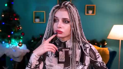 Snapshot of jade_castle chatting on 12-19-24, 03:18 jade_castle online show from 12-19-24, 03:18