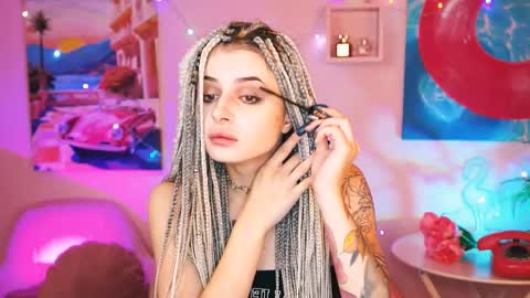 Snapshot of jade_castle chatting on 12-20-24, 01:25 jade_castle online show from 12-20-24, 01:25