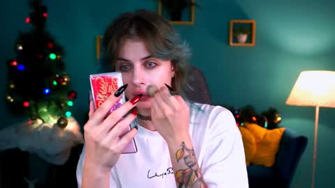 Snapshot of jade_castle chatting on 01-12-25, 04:10 jade_castle online show from 01-12-25, 04:10