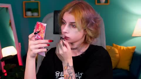 Snapshot of jade_castle chatting on 02-09-25, 02:06 jade_castle online show from 02-09-25, 02:06