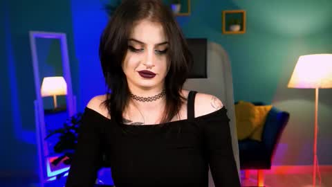 Snapshot of jade_castle chatting on 12-13-25, 07:53 jade_castle online show from 12-13-25, 07:53