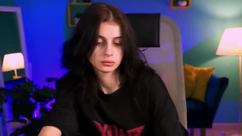 Snapshot of jade_castle chatting on 01-19-26, 04:22 jade_castle online show from 01-19-26, 04:22