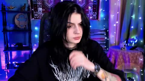 Snapshot of jade_castle chatting on 02-10-26, 04:33 jade_castle online show from 02-10-26, 04:33