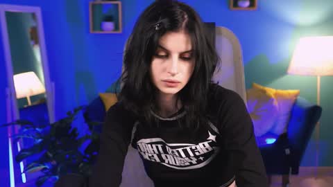 Snapshot of jade_castle chatting on 04-09-26, 04:56 jade_castle online show from 04-09-26, 04:56