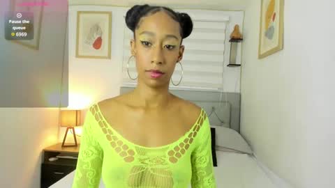 Jade smile online show from 03-05-25, 02:56