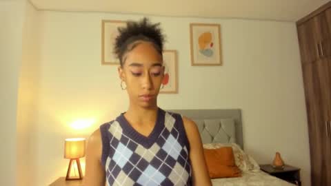 Jade smile online show from 10-02-25, 03:19