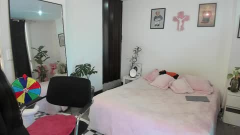 Jade  independent model online show from 04-18-26, 12:09