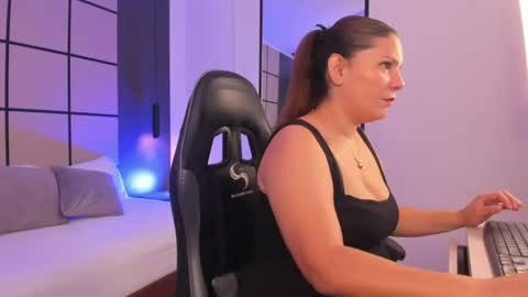 J A D E online show from 07-13-26, 01:47