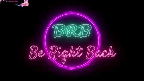 jade white  online show from 02-14-25, 12:47