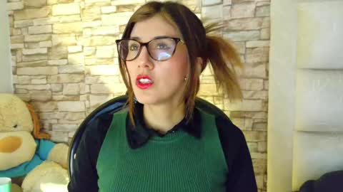 Snapshot of jade_white_ chatting on 05-29-26, 12:58 jade white online show from 05-29-26, 12:58