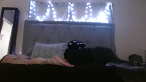 Jade1886 online show from 01-07-26, 01:46