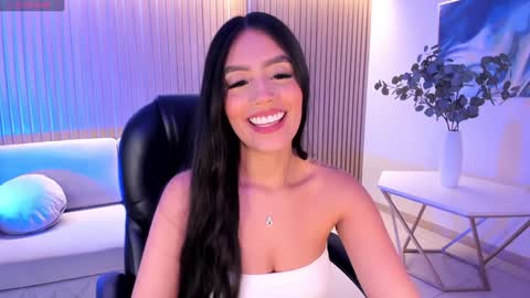 Snapshot of jadeevansx chatting on 12-12-24, 05:26 JADE EVANS online show from 12-12-24, 05:26