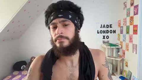 Jade online show from 02-28-25, 05:26