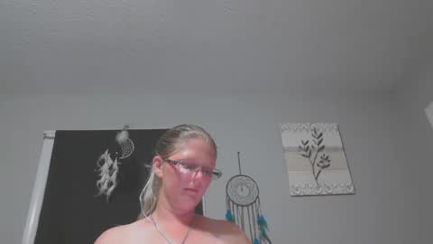 Snapshot of jadeluv chatting on 09-16-25, 12:33 JadeLuv online show from 09-16-25, 12:33