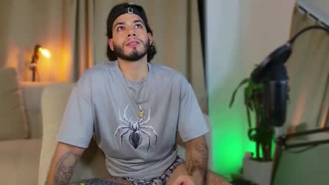 Jaden Feynman online show from 10-29-25, 04:15