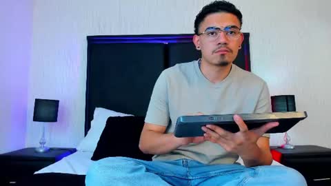 Snapshot of jadenjake chatting on 07-13-26, 09:06 JadenJake online show from 07-13-26, 09:06