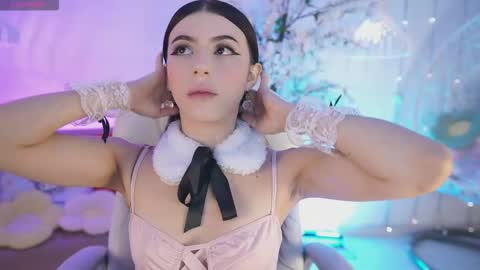 Jade Summer online show from 12-16-25, 11:37