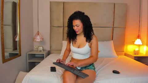 Jade online show from 07-04-26, 08:04