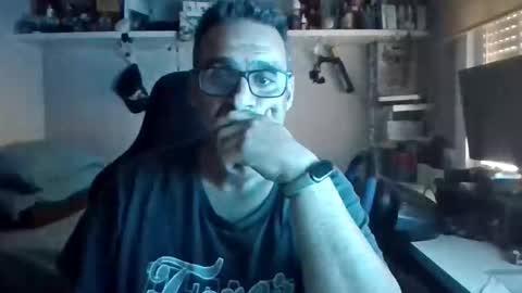 Snapshot of jaimellon26 chatting on 12-22-25, 01:19 jaimellon26 online show from 12-22-25, 01:19