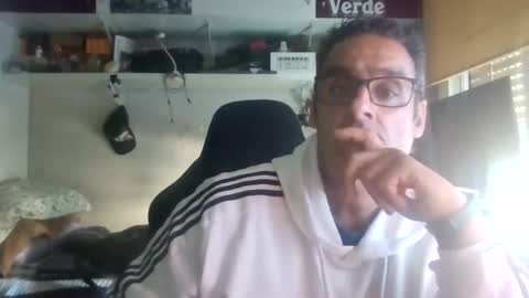 Snapshot of jaimellon26 chatting on 01-07-26, 10:40 jaimellon26 online show from 01-07-26, 10:40