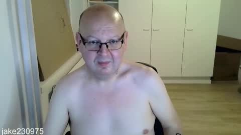 Snapshot of jake230975 chatting on 11-12-25, 08:30 Jake2309 online show from 11-12-25, 08:30