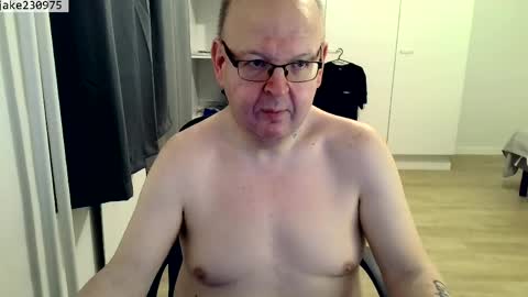 Snapshot of jake230975 chatting on 03-28-26, 07:57 Jake2309 online show from 03-28-26, 07:57