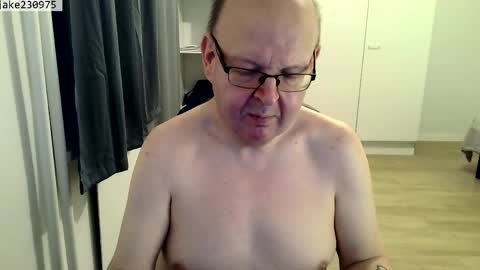 Snapshot of jake230975 chatting on 04-18-26, 07:58 Jake2309 online show from 04-18-26, 07:58