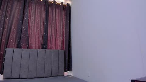 Snapshot of jake_evanss_ chatting on 01-17-25, 04:57 JAKE online show from 01-17-25, 04:57