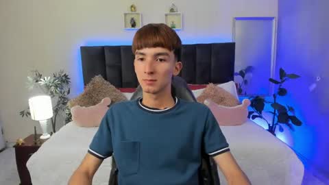 Snapshot of jake_evanss_ chatting on 05-06-26, 02:00 JAKE online show from 05-06-26, 02:00
