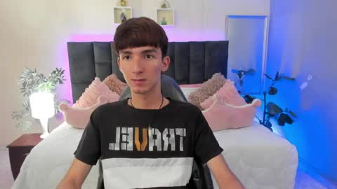 Snapshot of jake_evanss_ chatting on 05-29-26, 02:37 JAKE online show from 05-29-26, 02:37