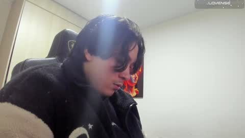 Snapshot of jake_murphy chatting on 12-20-24, 01:47 jake_murphy online show from 12-20-24, 01:47