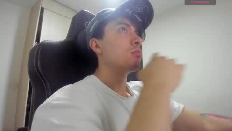 Snapshot of jake_murphy chatting on 02-13-25, 05:26 jake_murphy online show from 02-13-25, 05:26