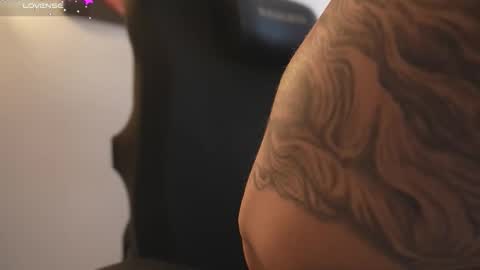 Snapshot of jake_murphy chatting on 11-11-25, 09:48 jake_murphy online show from 11-11-25, 09:48