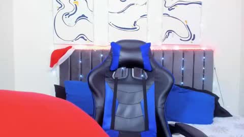 Hi guys im new 3 online show from 12-27-24, 07:35