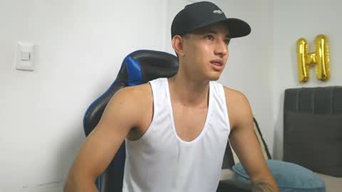 Hi guys im new 3 online show from 05-29-26, 02:59