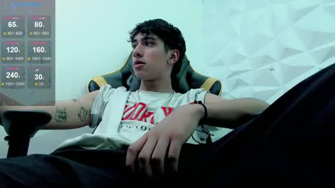 Snapshot of jake_tripp chatting on 12-05-24, 05:04 jake_tripp online show from 12-05-24, 05:04