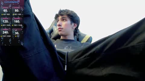 Snapshot of jake_tripp chatting on 02-15-25, 05:30 jake_tripp online show from 02-15-25, 05:30